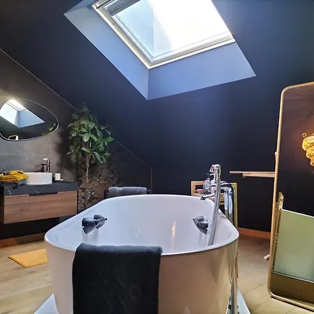 Le Duche De Godefroy 公寓 布永