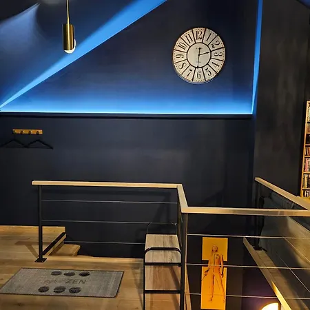 Le Duche De Godefroy 公寓 *